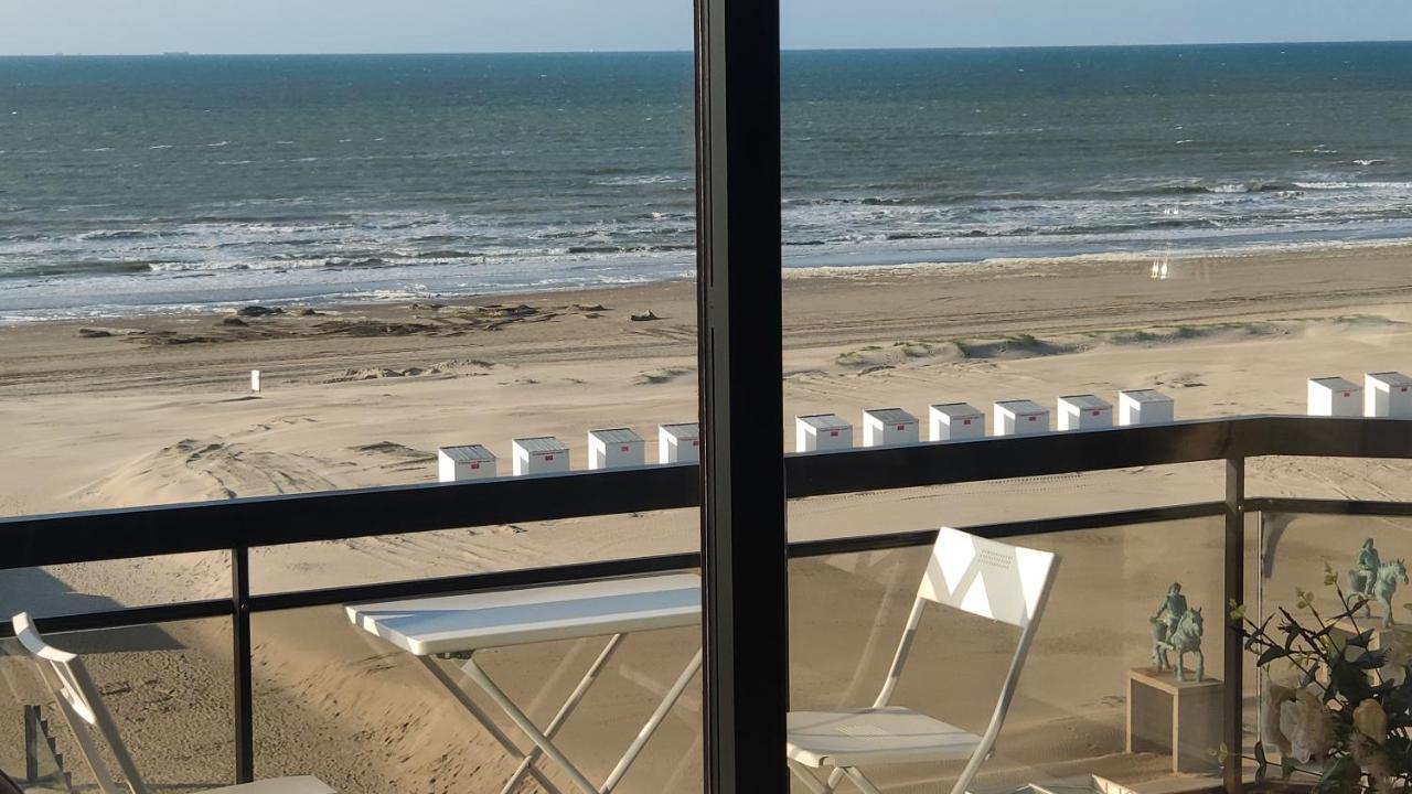 Zeezicht Vanop Het 6 De Verdiep Oostduinkerke Eksteriør billede